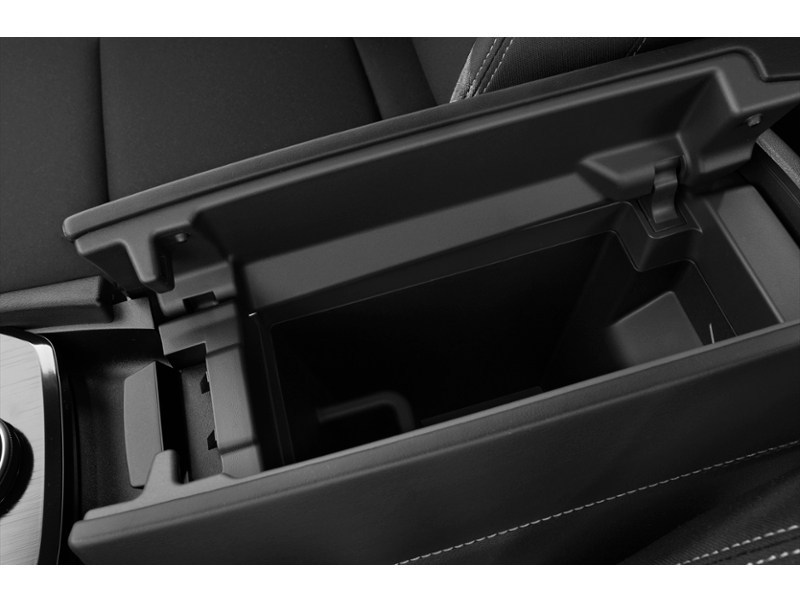 2024 Nissan Rogue AWD S Interior Shot 7