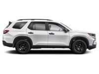 2025 Honda Pilot TrailSport AWD Exterior Shot 10