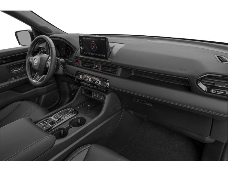 2025 Honda Pilot TrailSport AWD Interior Shot 1