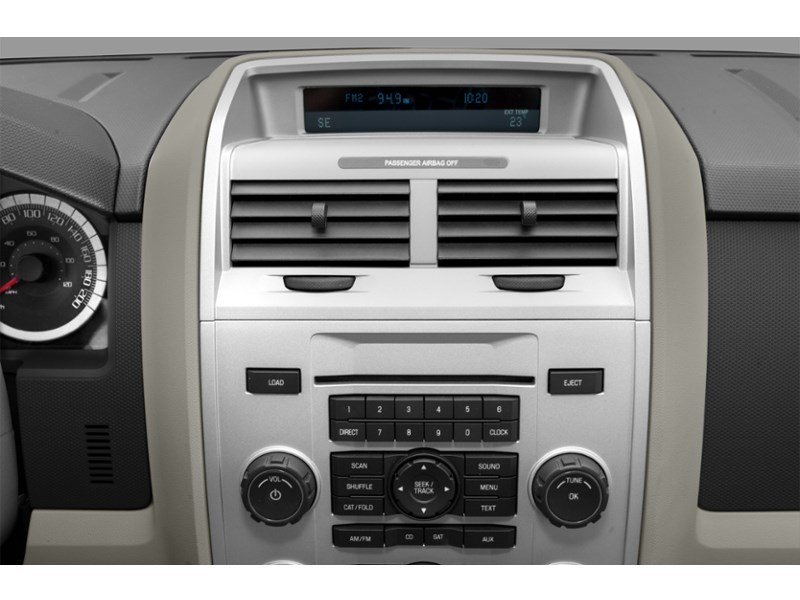 2012 Ford Escape FWD 4dr XLT Interior Shot 2
