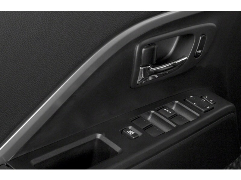2015 Mazda Mazda5 4dr Wgn Man GT Exterior Shot 12
