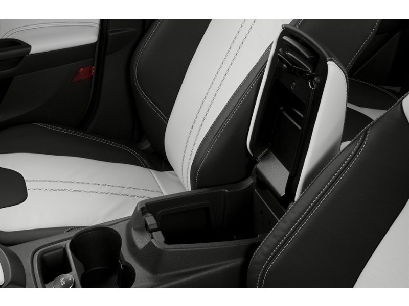 2013 Ford Focus SE | 2.0L | HTD SEATS | AUTO | A/C | KEYLESS ENT Interior Shot 8