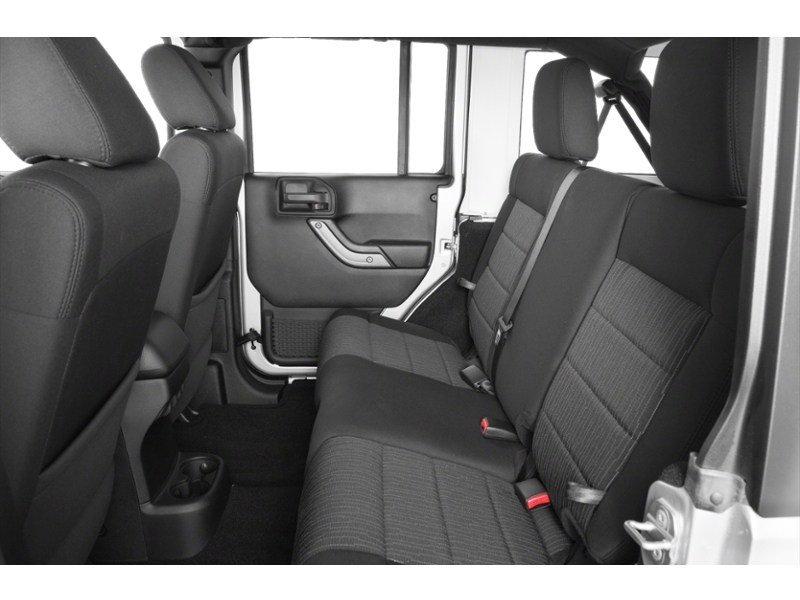 2015 Jeep Wrangler Unlimited Sport Interior Shot 6