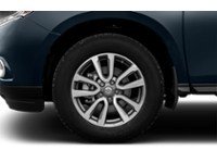 2014 Nissan Pathfinder 4WD 4dr S Exterior Shot 5