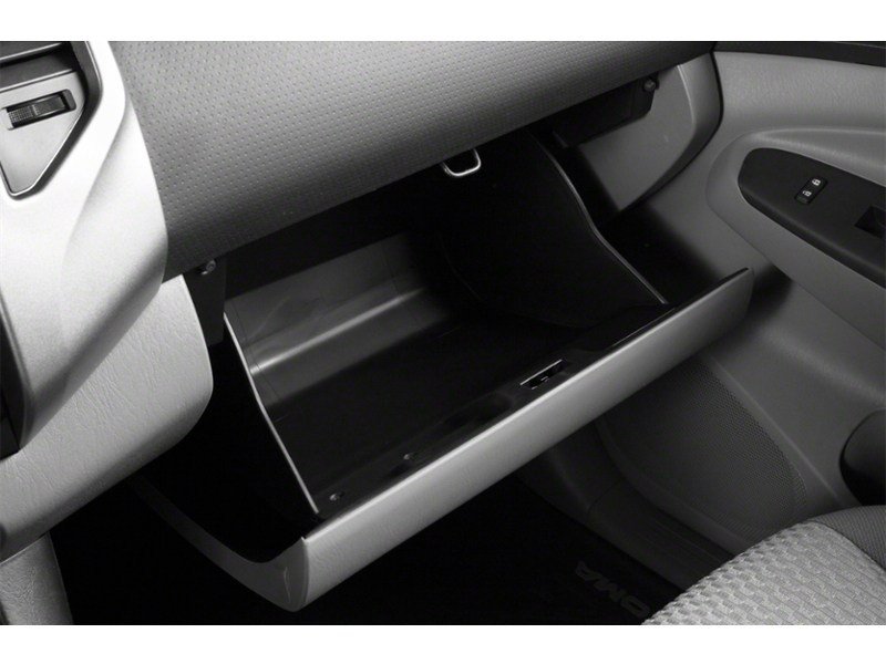 2015 Toyota Tacoma 4WD Access Cab I4 Man Interior Shot 4