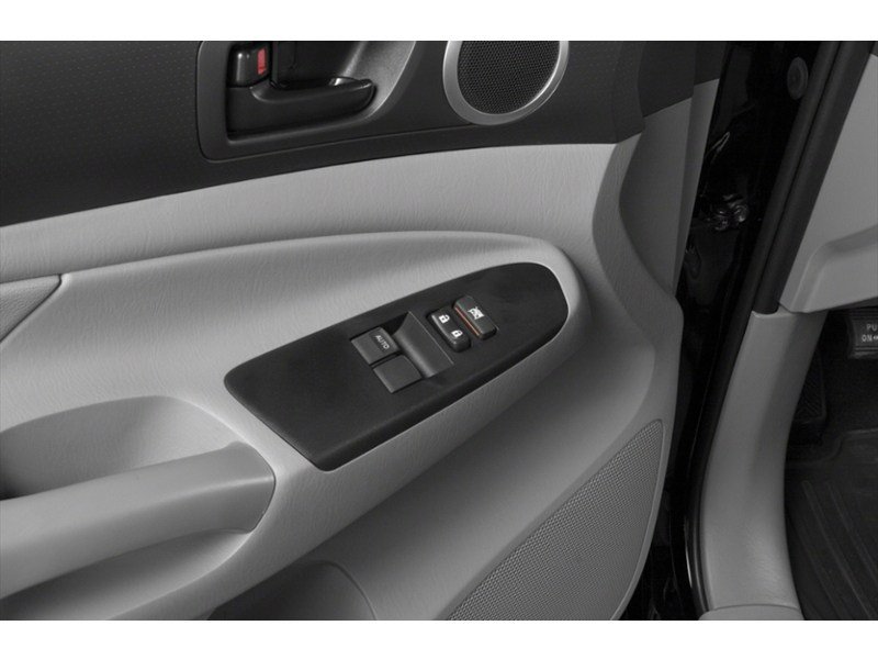 2015 Toyota Tacoma 4WD Access Cab I4 Man Exterior Shot 10