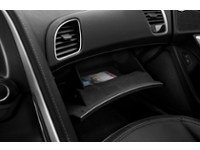 2015 Chevrolet Corvette 2dr Stingray Conv w/3LT Interior Shot 4