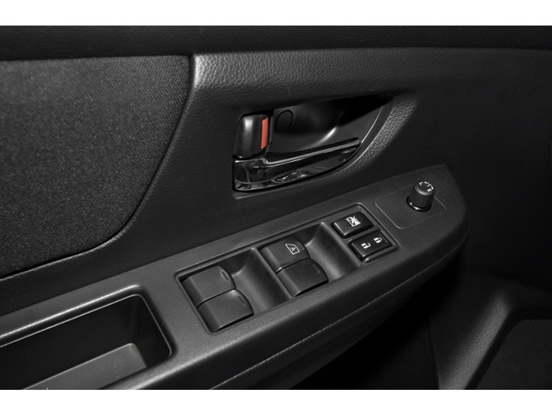 2014 Subaru Impreza 5dr HB CVT 2.0i w/Touring Pkg Exterior Shot 10