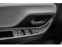 2016 Toyota Yaris 5dr HB Auto LE Exterior Shot 14