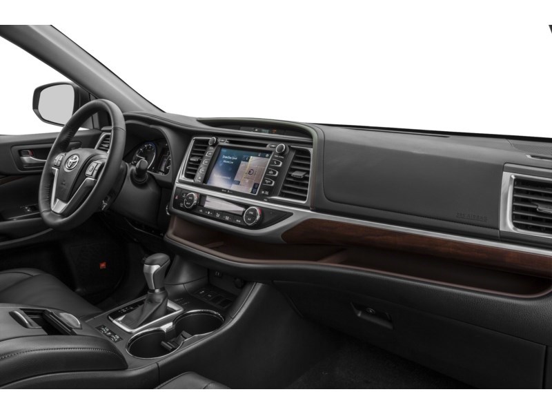 2015 Toyota Highlander XLE Interior Shot 1