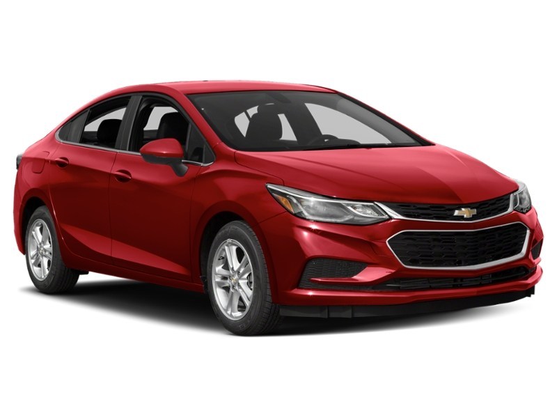2018 Chevrolet Cruze LT | 1.4L | ROOF | TECH PKG | CONV PKG Exterior Shot 9