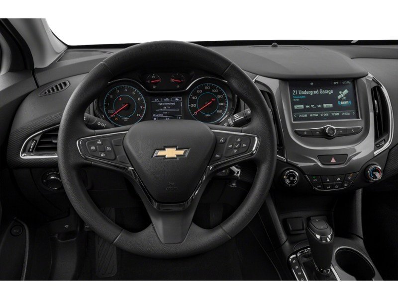 2018 Chevrolet Cruze LT | 1.4L | ROOF | TECH PKG | CONV PKG Interior Shot 3