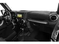 2016 Jeep Wrangler Unlimited 4WD 4dr Rubicon Interior Shot 1