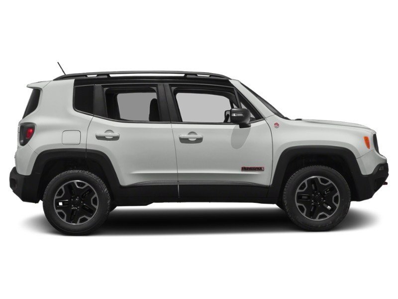 2016 Jeep Renegade 4WD 4dr Trailhawk Exterior Shot 11