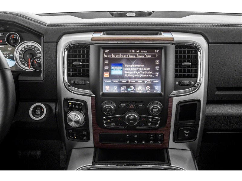 2016 RAM 1500 4WD Crew Cab 149
