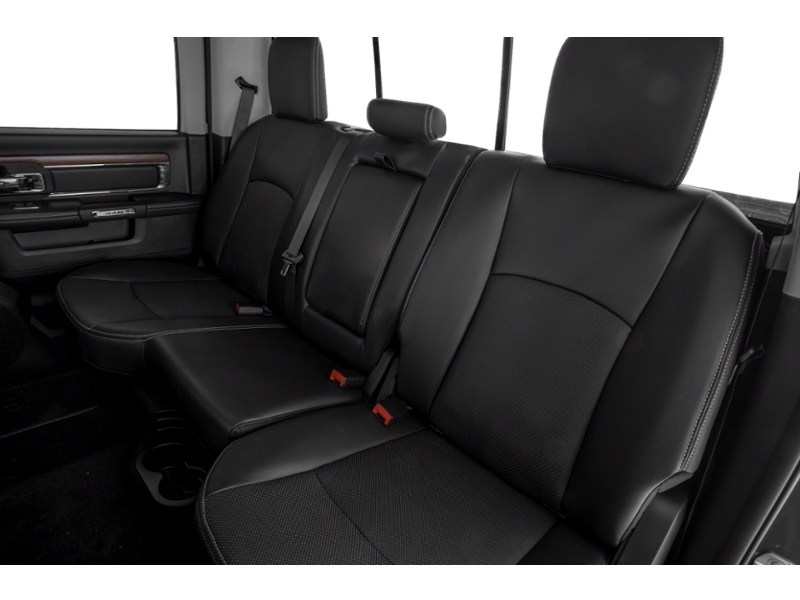 2016 RAM 1500 4WD Crew Cab 149
