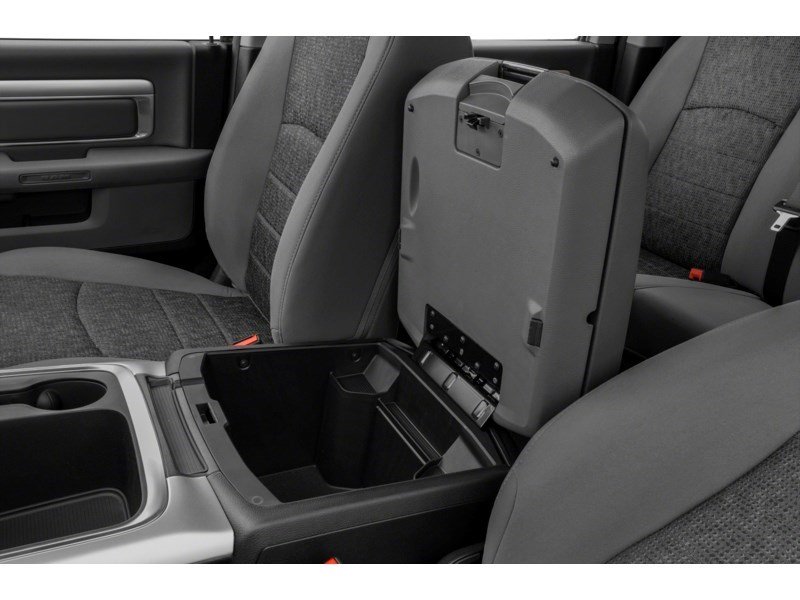 2018 RAM 2500 SLT 4x4 Crew Cab 6'4