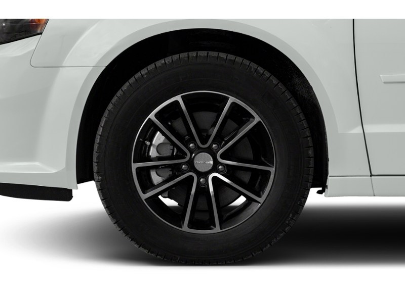 2019 Dodge Grand Caravan GT 2WD Exterior Shot 5