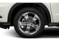 2017 Honda HR-V 4WD 4dr CVT LX Exterior Shot 5