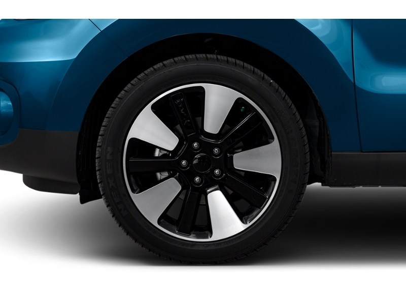 2019 Kia Soul EX Auto Exterior Shot 5