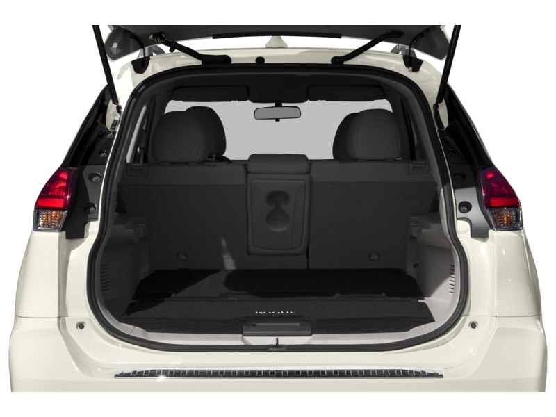 2017 Nissan Rogue FWD 4dr SV Exterior Shot 4