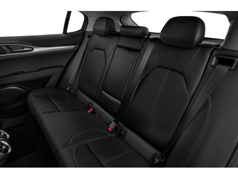 2018 Alfa Romeo Stelvio Ti Sport AWD Interior Shot 5