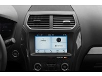 2018 Ford Explorer XLT 4WD Interior Shot 2