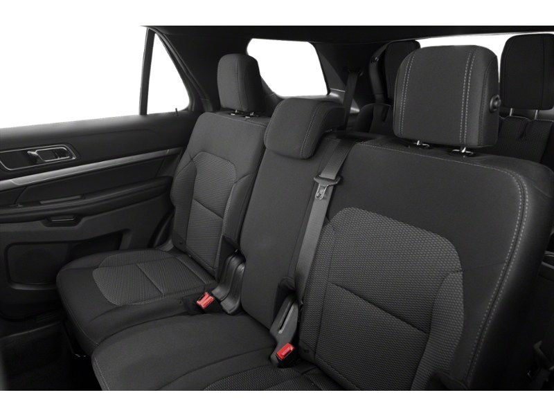2018 Ford Explorer XLT 4WD Interior Shot 5