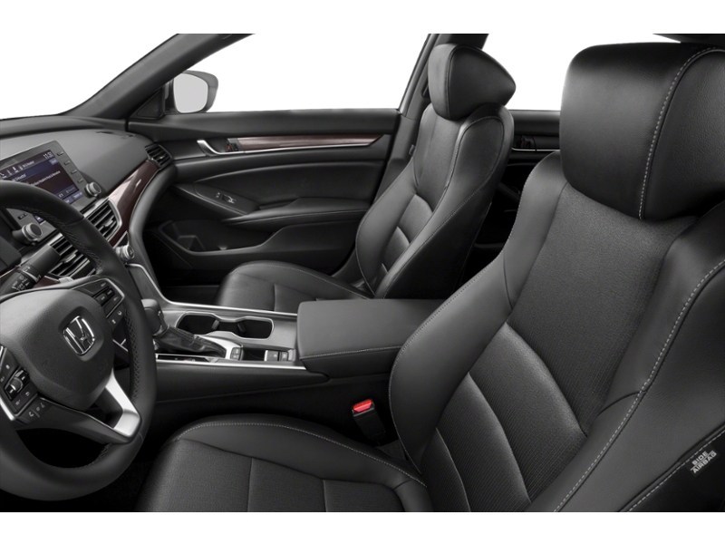 2018 Honda Accord Sedan Sport CVT Interior Shot 4
