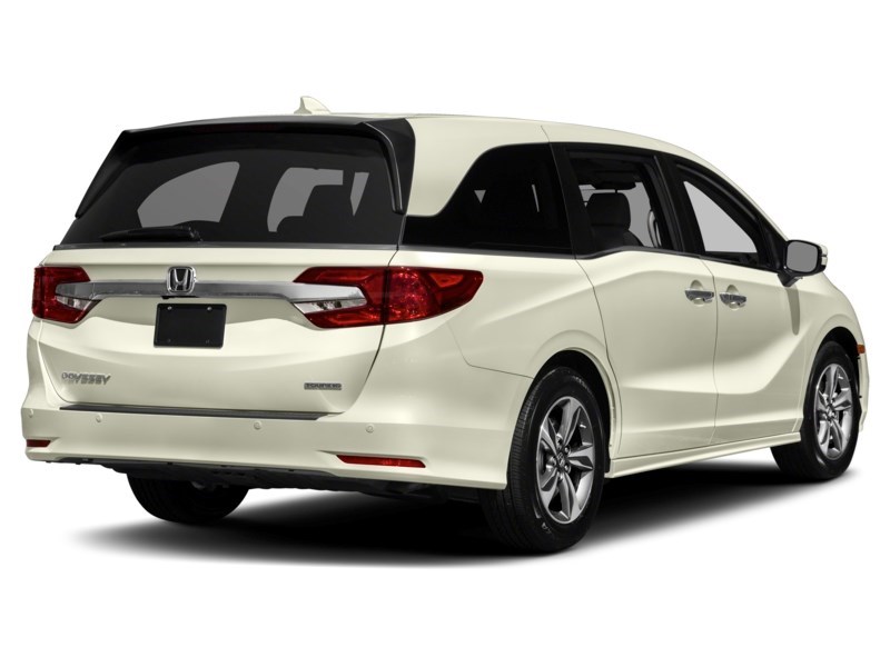2018 Honda Odyssey Touring Auto Exterior Shot 2