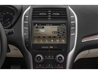 2018 Lincoln MKC AWD Select Interior Shot 2