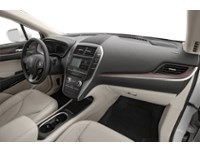2018 Lincoln MKC AWD Select Interior Shot 1