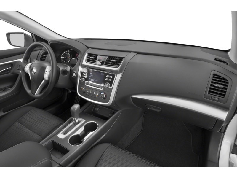 2018 Nissan Altima 2.5 SV Sedan Interior Shot 1