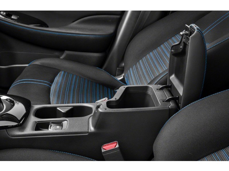 2018 Nissan LEAF SL Hatchback Interior Shot 7