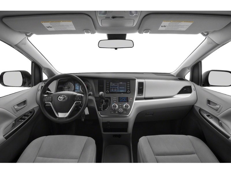 2018 Toyota Sienna LE 8-Passenger FWD Interior Shot 6
