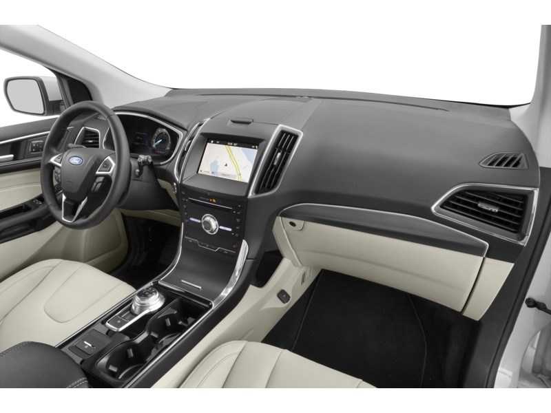2019 Ford Edge Titanium AWD Interior Shot 1