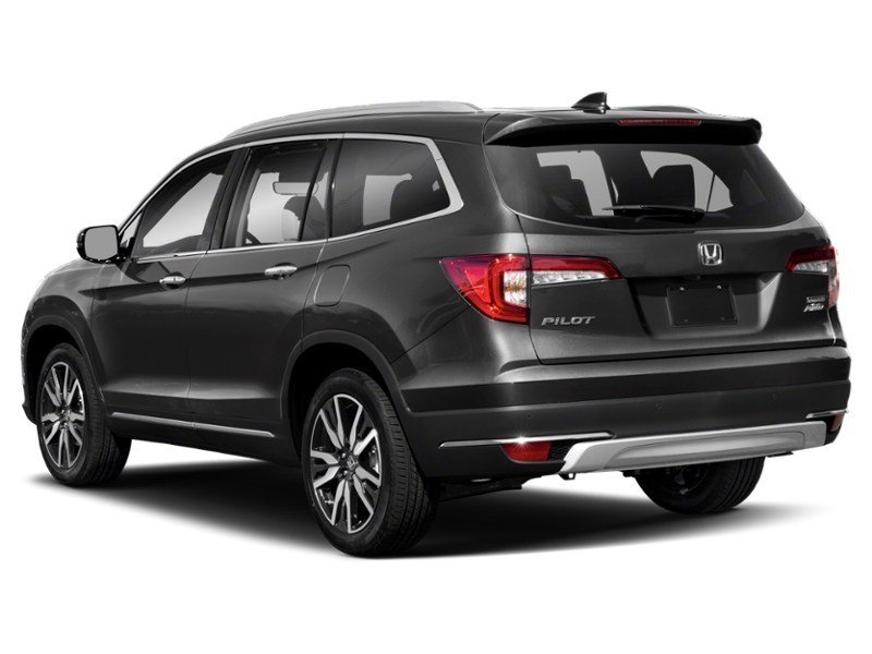 2019 Honda Pilot Touring 8-Passenger AWD Exterior Shot 9