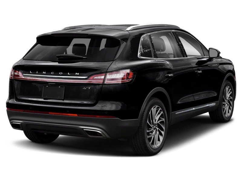2019 Lincoln Nautilus Reserve AWD Exterior Shot 2