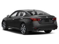 2020 Nissan Altima 2.5 Platinum Sedan Exterior Shot 9
