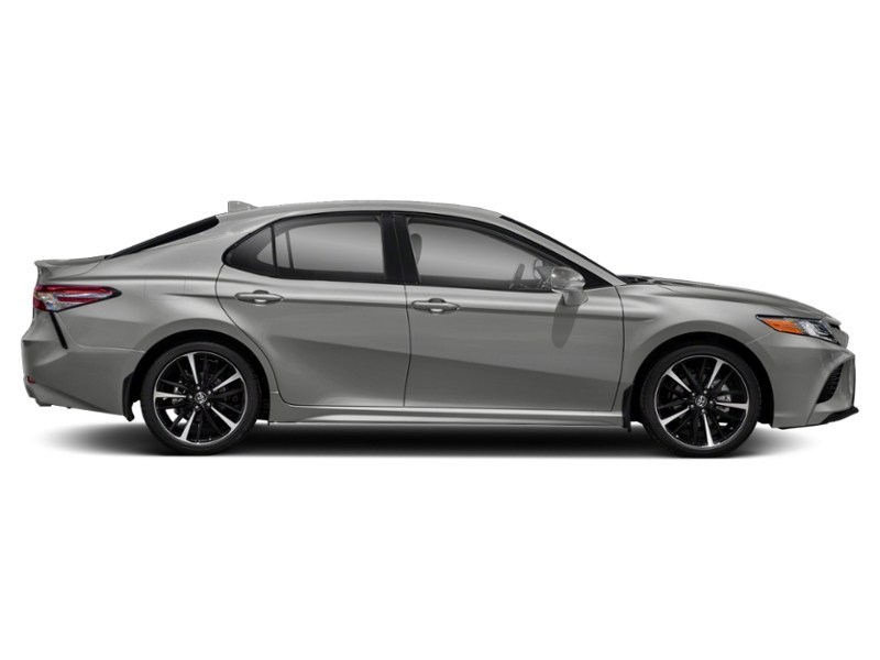 2018 Toyota Camry XSE Auto Exterior Shot 10