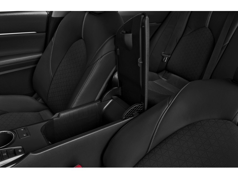 2018 Toyota Camry XSE Auto Interior Shot 7