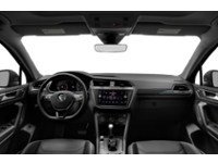2021 Volkswagen Tiguan Highline 4MOTION Interior Shot 6