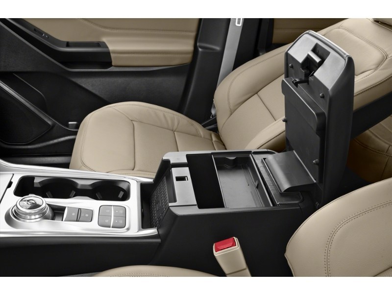 2022 Ford Explorer Limited | 4WD | NAV | 360 | HTD/COOL SEATS | B&O Interior Shot 7