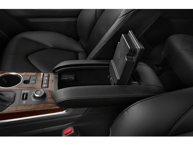 2022 Toyota Highlander Limited AWD Interior Shot 7
