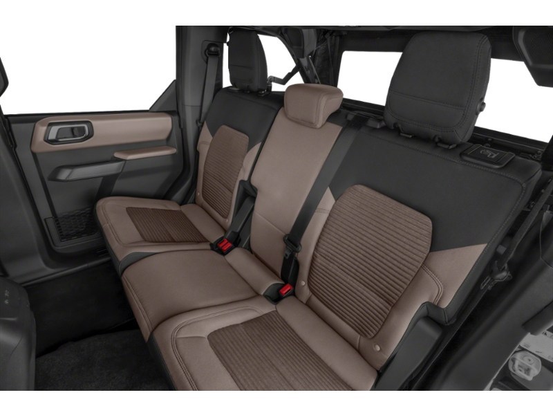 2023 Ford Bronco Outer Banks 4 Door 4x4 Interior Shot 5