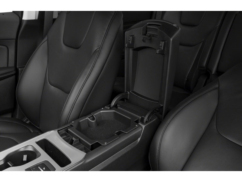2022 Ford Edge Titanium | AWD | ROOF | HTD STR WHL | B&O | 20s Interior Shot 7
