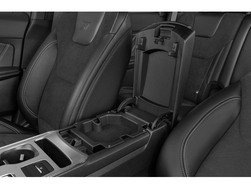 2024 Ford Edge ST AWD Interior Shot 7