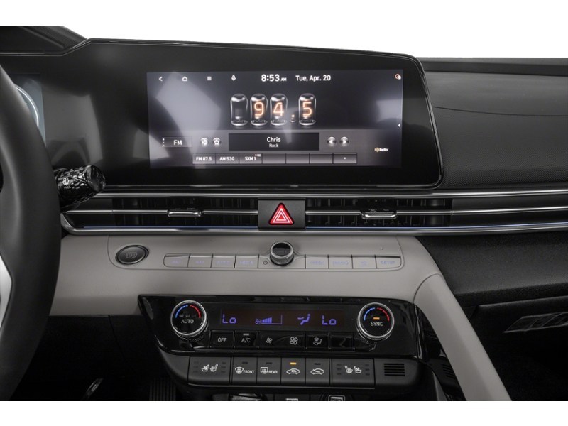 2023 Hyundai Elantra Hybrid Luxury DCT Interior Shot 2