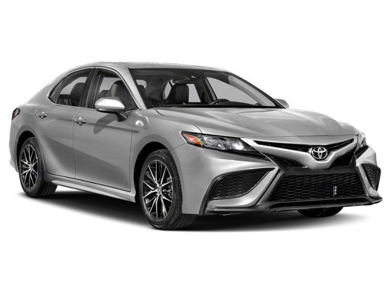 2021 Toyota Camry SE AWD Exterior Shot 8