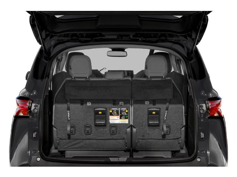 2022 Toyota Sienna LE 8-Passenger FWD Exterior Shot 4